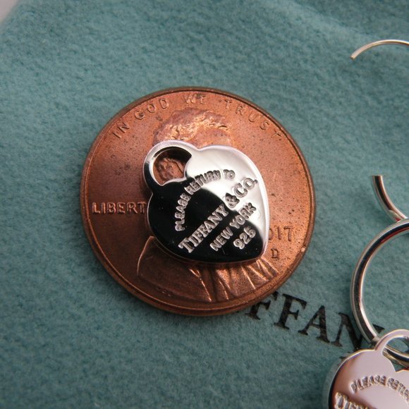 NEW Mini Heart Hoop Earrings Return to Tiffany & Co 925 Solid Sterling Silver - Picture 10 of 16